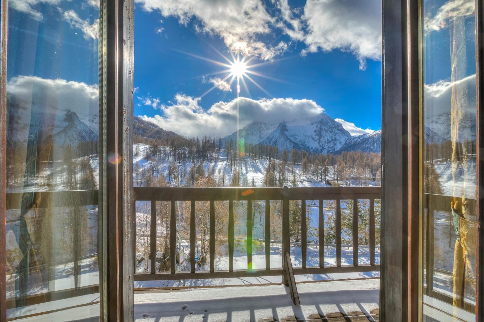 Belvedere Apartments - Happy Rentals Sestriere Exterior foto