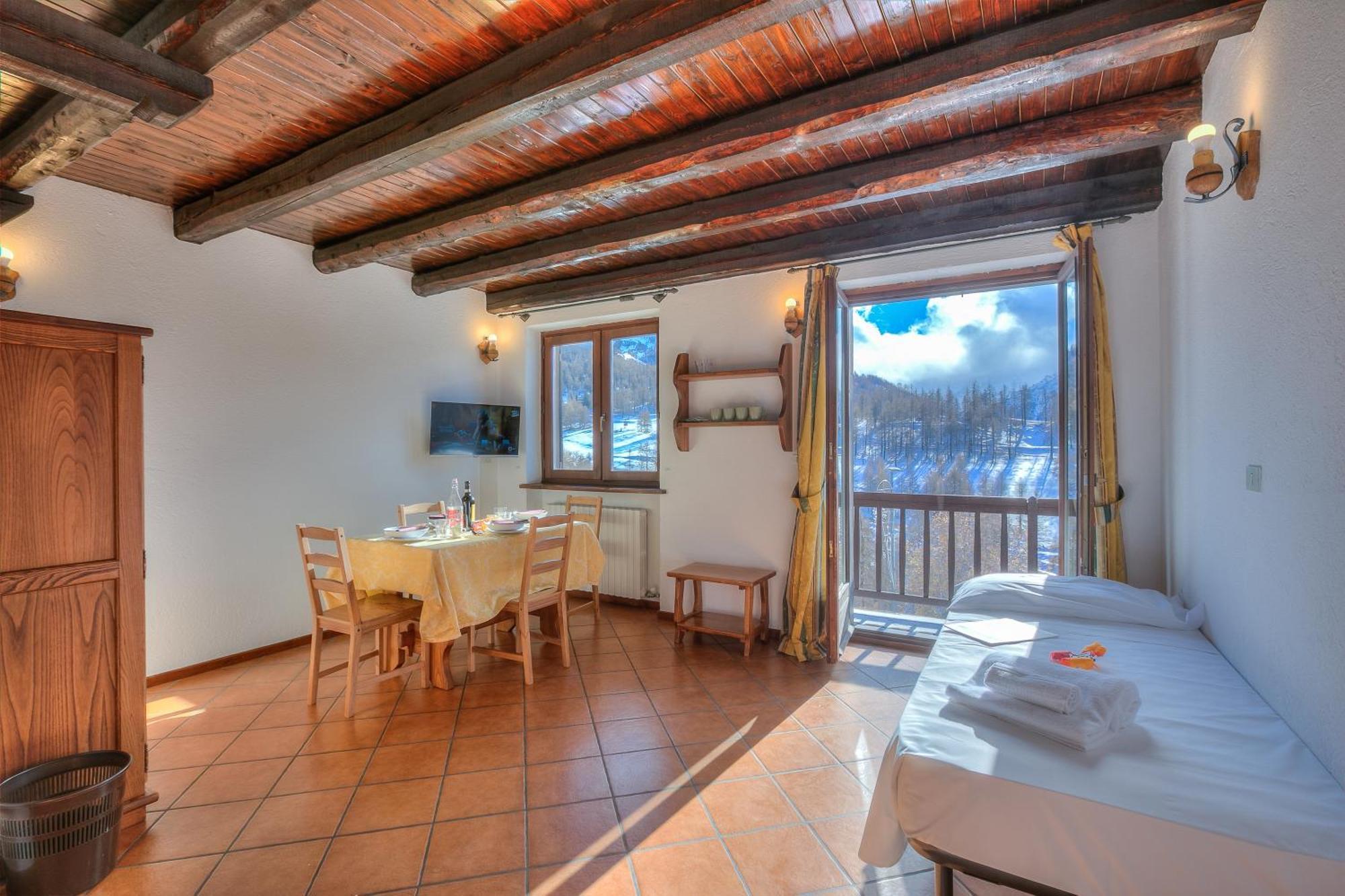 Belvedere Apartments - Happy Rentals Sestriere Exterior foto