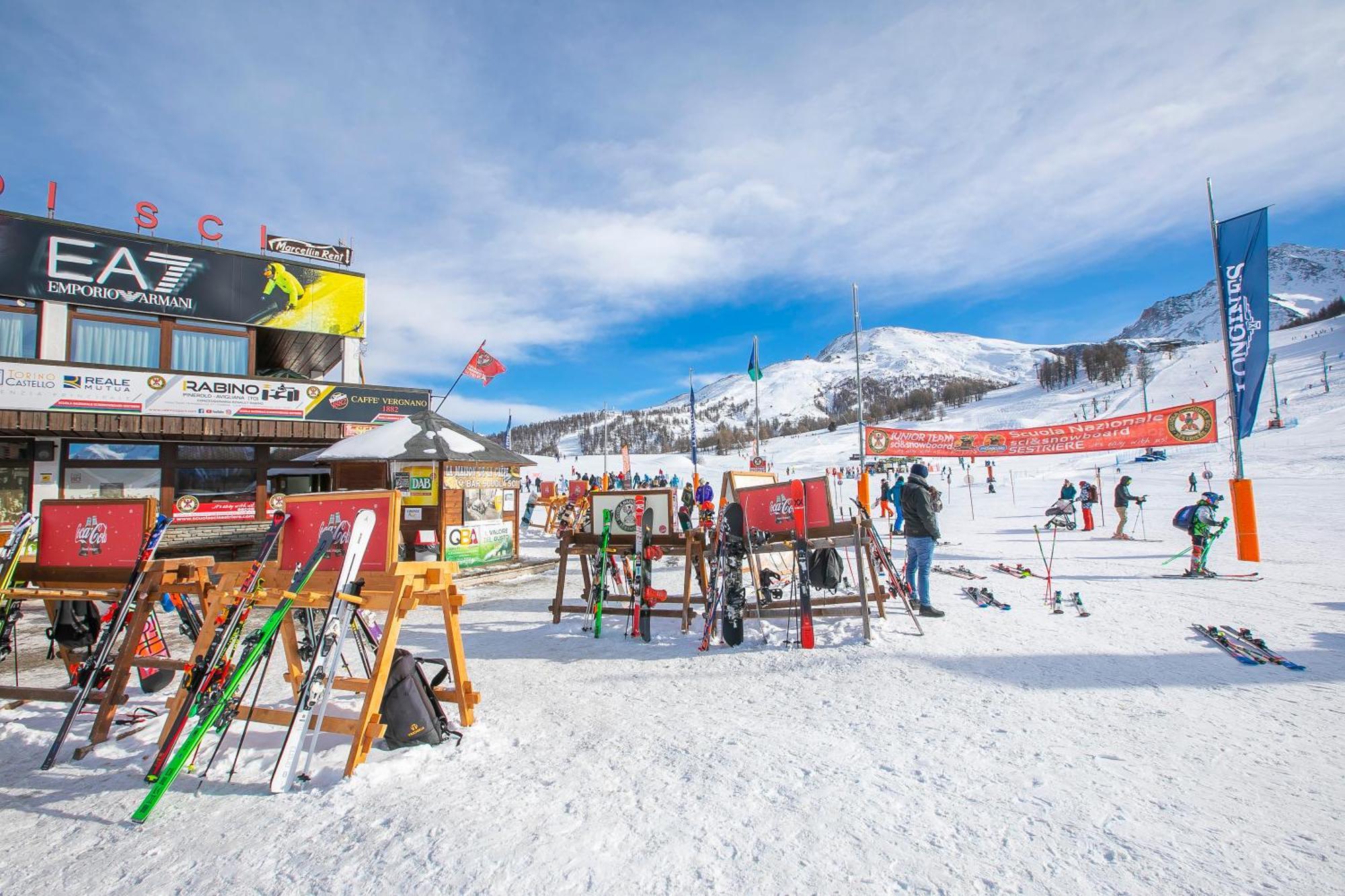 Belvedere Apartments - Happy Rentals Sestriere Exterior foto