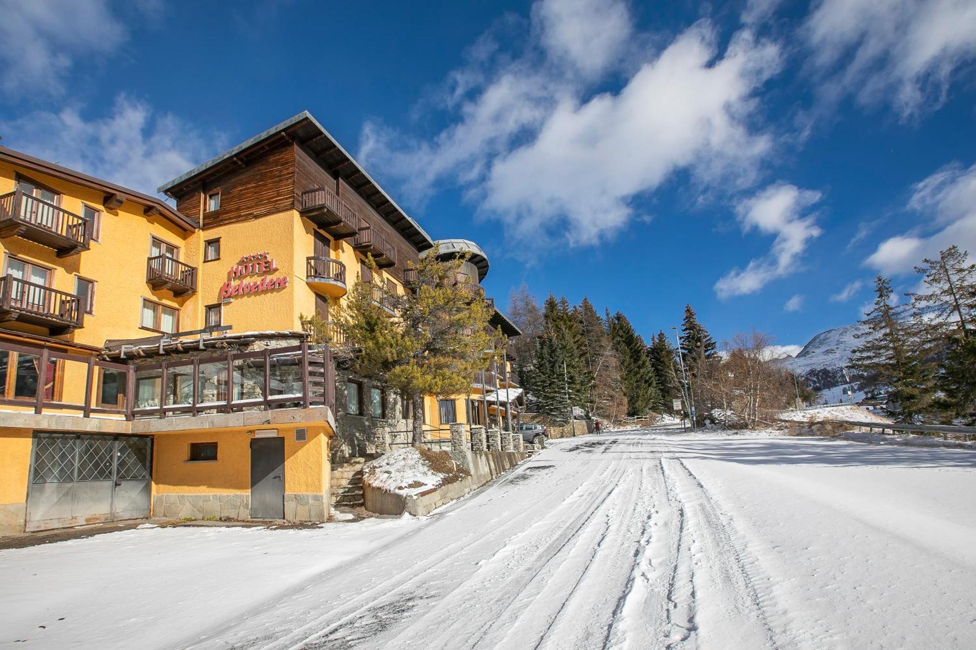 Belvedere Apartments - Happy Rentals Sestriere Exterior foto
