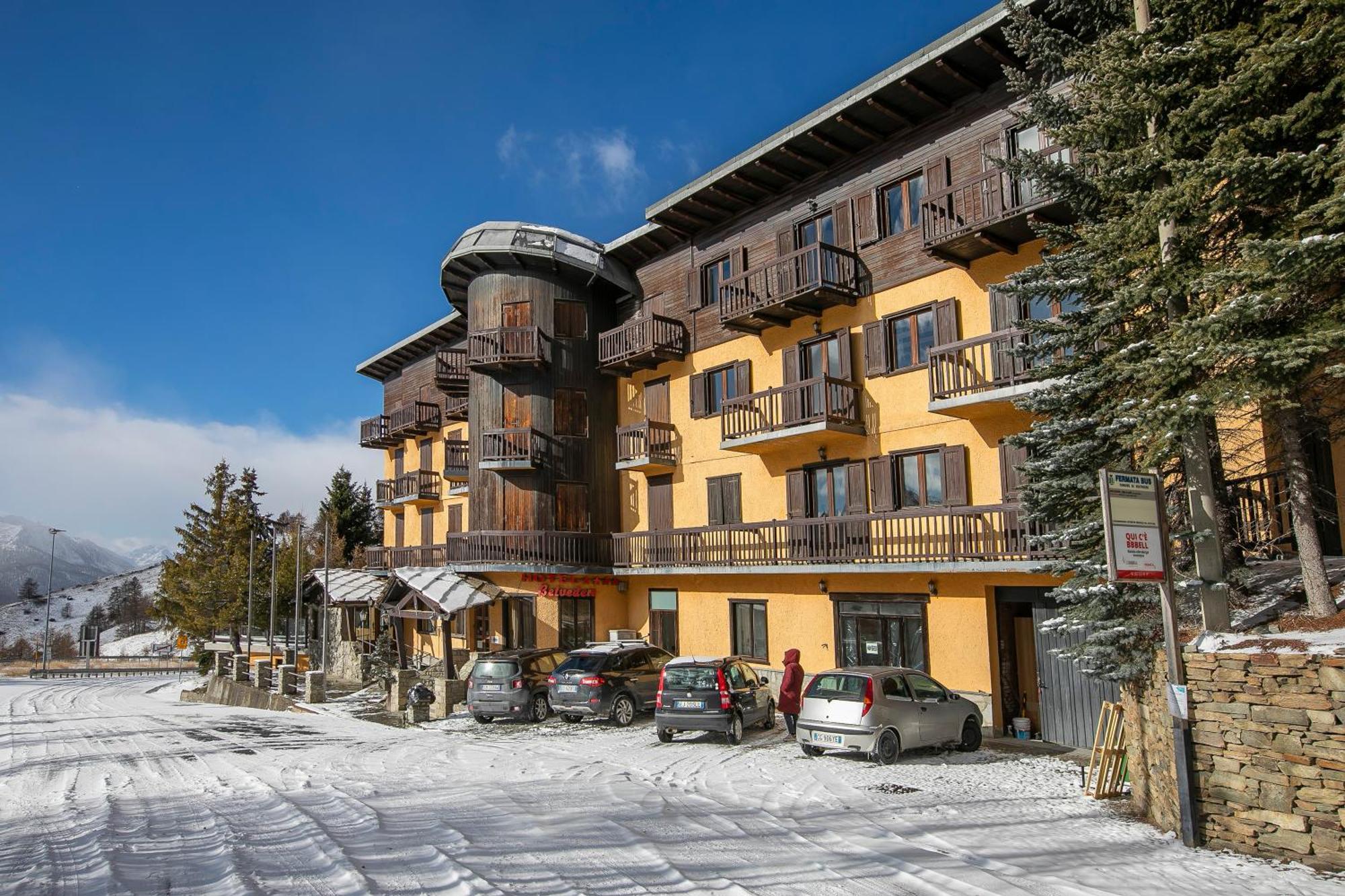 Belvedere Apartments - Happy Rentals Sestriere Exterior foto