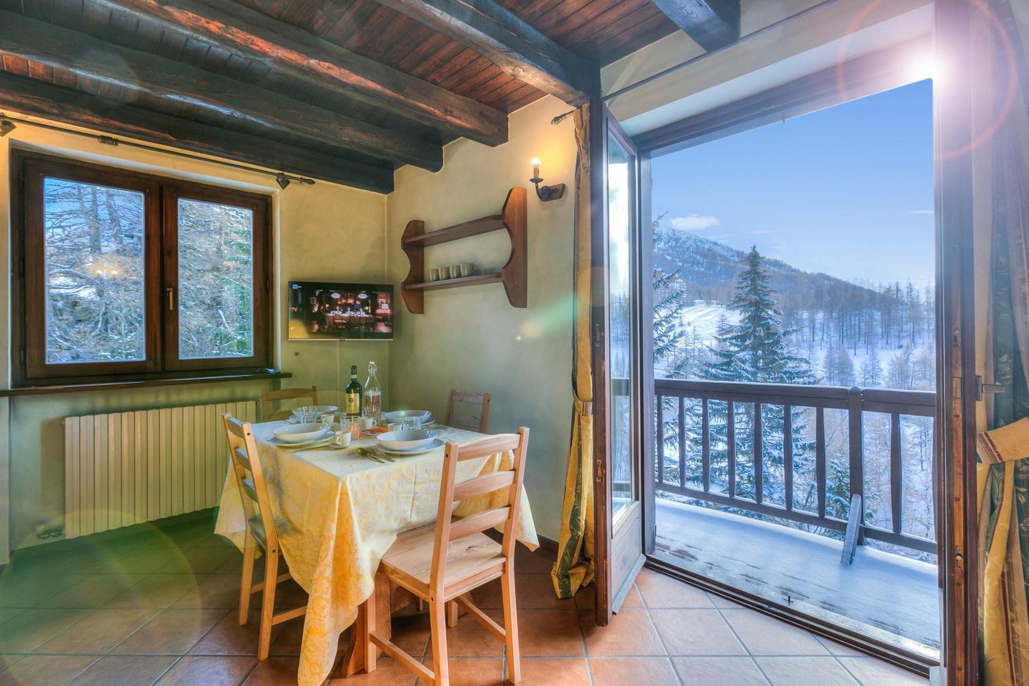 Belvedere Apartments - Happy Rentals Sestriere Exterior foto